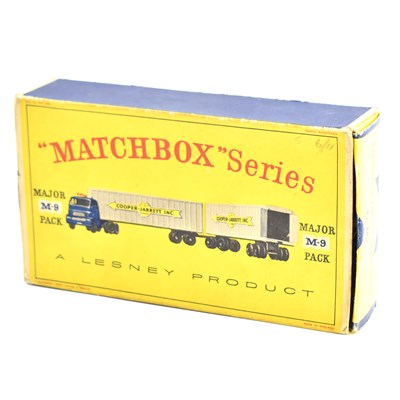 Lot 779 - MATCHBOX; a boxed Major M-9 pack.
