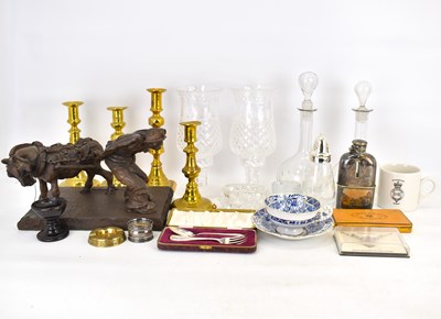 Lot 392 - Mixed collectibles to include a silver plated...