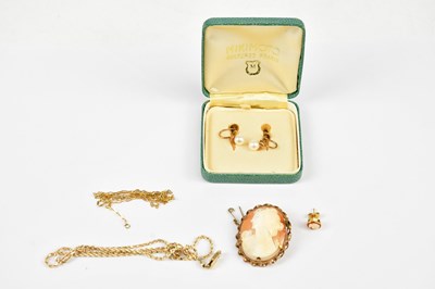Lot 2464 - A 9ct rope twist necklace, a yellow metal curb...
