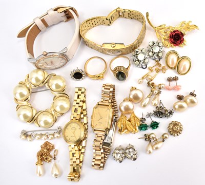 Lot 1152 - Modern and vintage costume jewellery,...