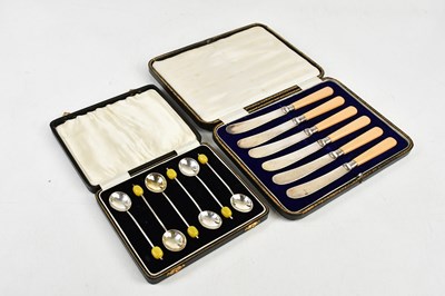 Lot 2394 - ARTHUR PRICE LTD; a cased set of six George V...