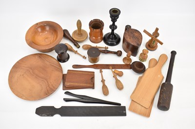 Lot 396 - Various items of vintage and antique treen, to...