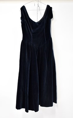 Lot 208 - Six c.1970-80s items of vintage clothing