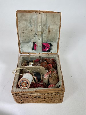Lot 35 - A group of collectors' items including sewing...