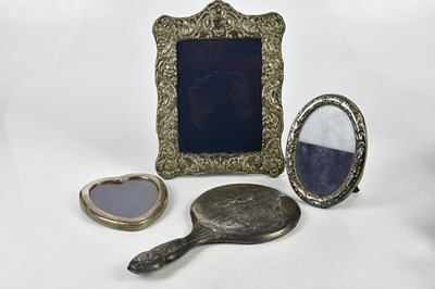 Lot 2211 - MAPPIN & WEBB; an Elizabeth II hallmarked...