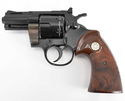 Lot 502 - An Italian blank firing revolver.