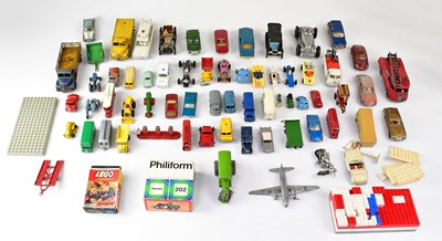 Lot 877 - A quantity of various playworn diecast...