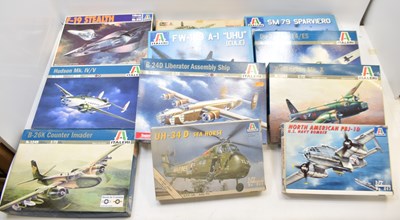 Lot 644 - ITALERI/REVELL; twelve boxed model kits...