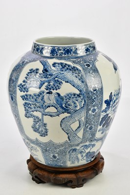 Lot 2602 - A large modern Chinese blue and white vase,...