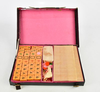 Lot 2627 - A vintage mahjong set, cased.