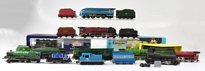 Lot 627 - A quantity of OO gauge locomotives and tenders...