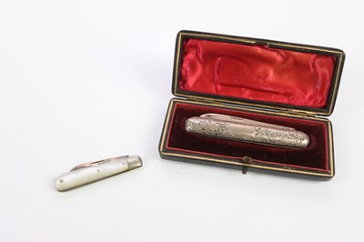 Lot 2397 - HILLIARD & THOMASON; a cased Edward VII...