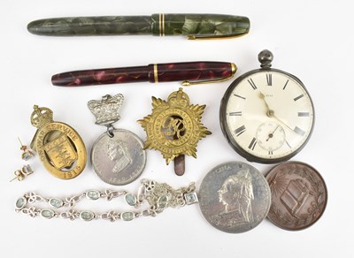 Lot 433 - A collectors' lot comprising two vintage...