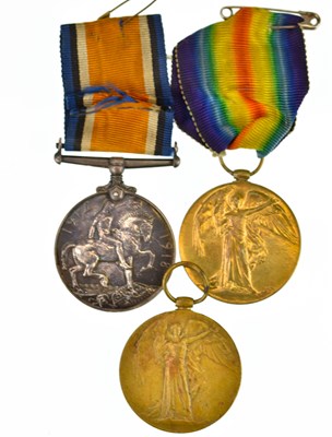 Lot 495 - A pair of WWI War Medals awarded to Pte S...