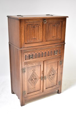Lot 7 - JAYCEE FURNITURE LTD; a 20th century oak...
