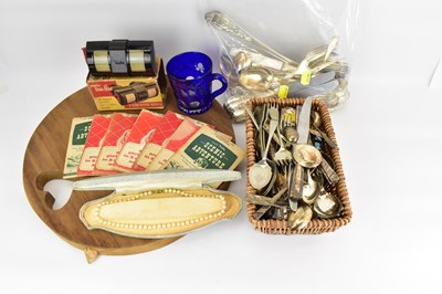 Lot 165 - Various mixed collectibles
