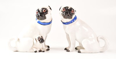 Lot 196 - MEISSEN; a pair of 20th century porcelain...
