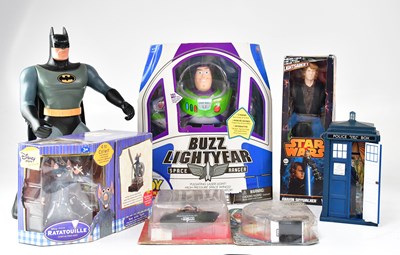 Lot 637 - A small collection of boxed and unboxed toys...