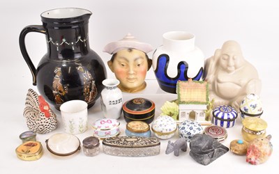 Lot 334 - Various ceramics and decorative items,...