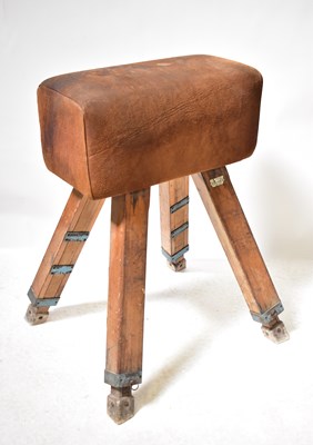 Lot 579 - G. HENSHALL-DAVIES & SON; a vintage pommel...