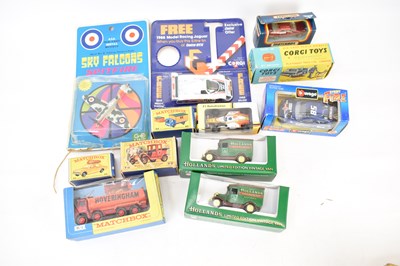 Lot 879 - Boxed diecast vehicles comprising Y-11 1912...