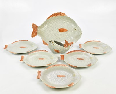 Lot 2509 - SHORTER; a fish service comprising fish...
