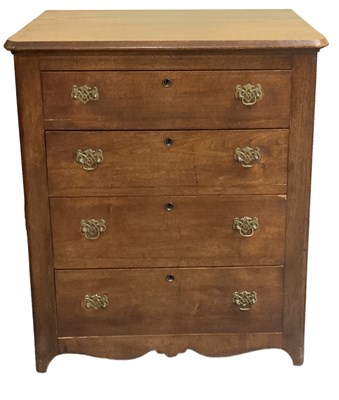 Lot 31 - An early 20th century mahogany chest of four...