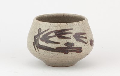 Lot 208 - HELEN PINCOMBE (1908-2004); a stoneware bowl...