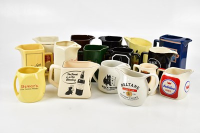 Lot 1621 - A collection of modern advertising whisky and...