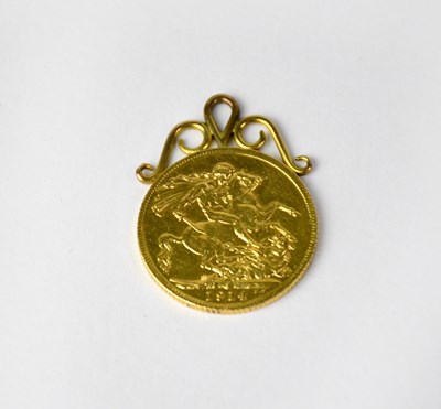 Lot 700 - A George V sovereign
