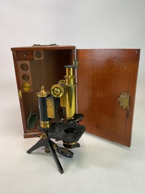 Lot 2 - An early 20th century mahogany cased unnamed...
