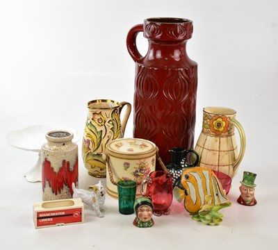 Lot 2492 - A collection of assorted ceramics including a...