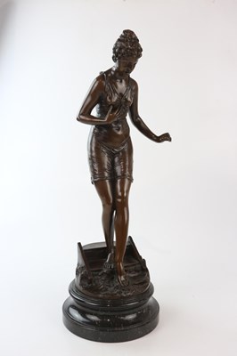 Lot 1699 - AFTER AICHELE; a reproduction bronze female...
