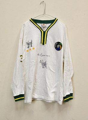 Lot 1826 - NEW YORK COSMOS; a retro style football shirt...