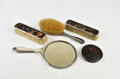 Lot 2424 - ARTHUR BARNETT & CO LTD; a George V hallmarked...