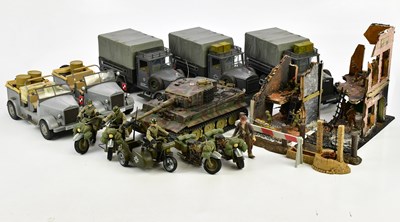 Lot 241 - A collection of military related toys...