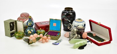 Lot 2620 - A collection of Oriental items, including a...