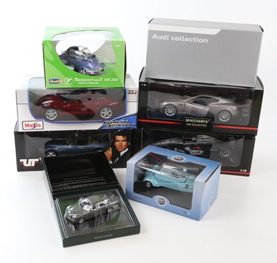 Lot 264 - A collection of diecast model cars including...