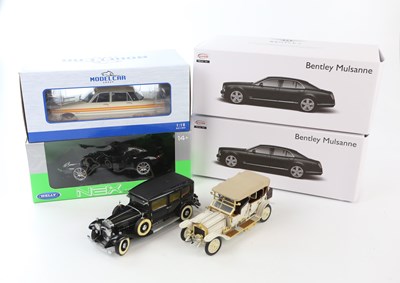 Lot 281 - A collection of diecast model cars including...