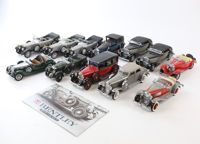 Lot 282 - A collection of diecast model cars including a...