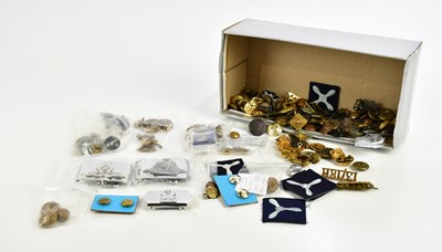 Lot 1290 - A large collection of assorted military...