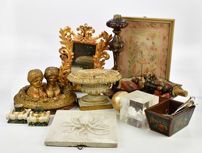 Lot 1557 - An assortment of collectors' items including a...