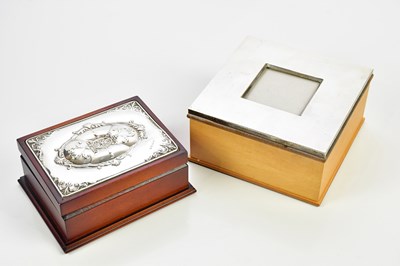Lot 2513 - CARRS OF SHEFFIELD; an Elizabeth II hallmarked...