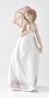 Lot 252 - LLADRÓ; a 1995 Collectors' Society figure of a...