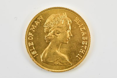 Lot 2562 - An Elizabeth II Isle of Man full sovereign, 1973.
