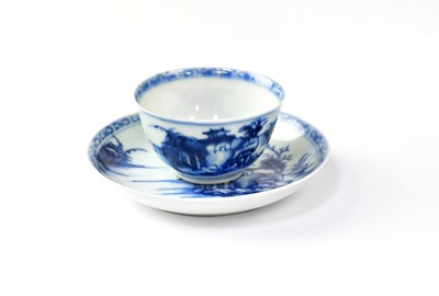 Lot 219 - A Chinese blue and white tea bowl, height...