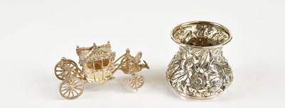 Lot 2499 - TOYE, KENNING & SPENCER; an Elizabeth II...