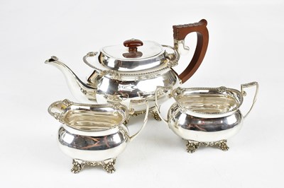 Lot 2045 - GOLDSMITHS & SILVERSMITHS CO; a George VI...