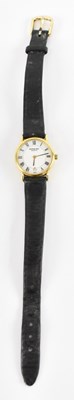 Lot 1430 - RAYMOND WEIL; an 18ct plated case lady's...