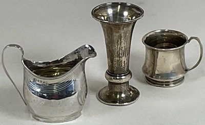 Lot 333 - A George III hallmarked silver helmet shaped...